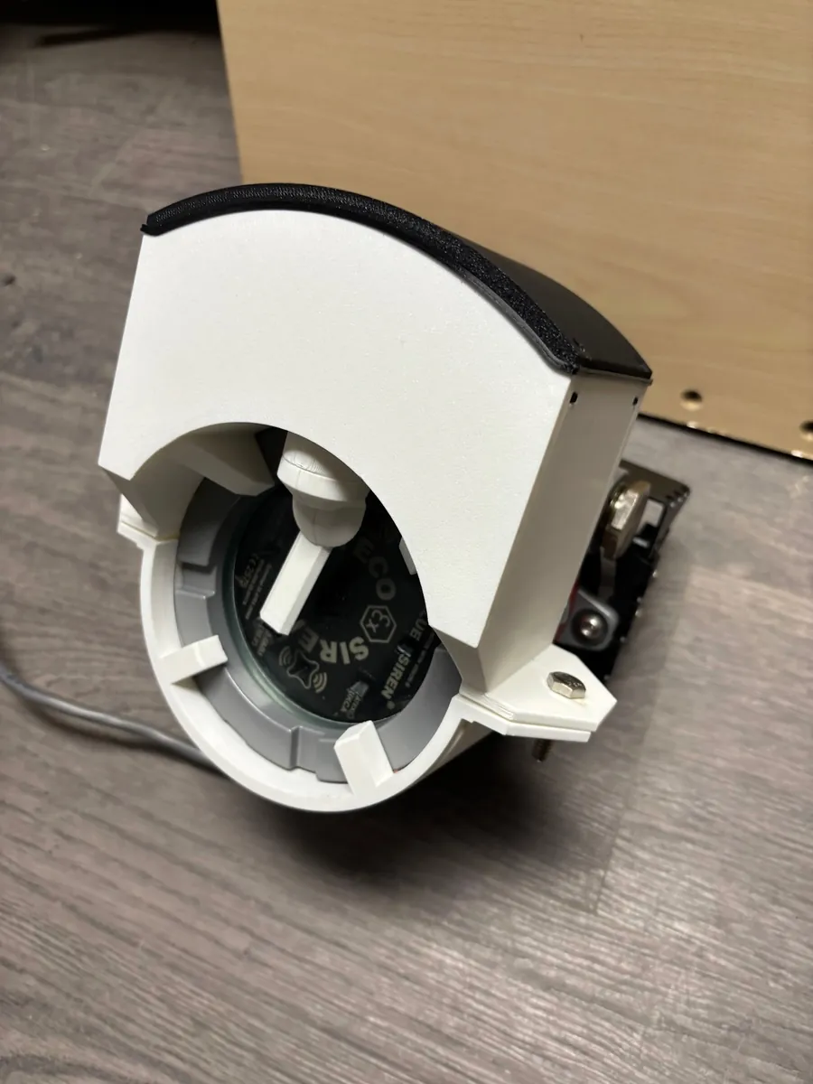 Printed wiper enclosure installed on the sewer camera